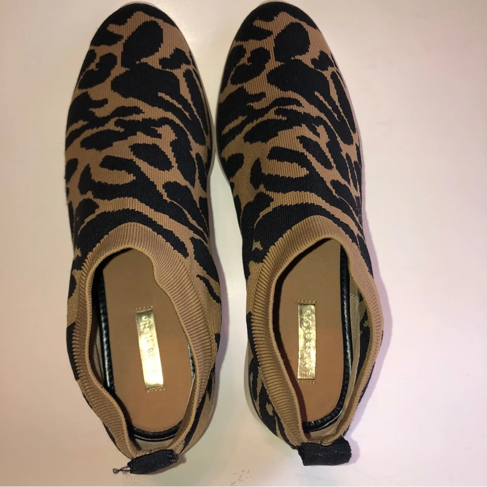 Sz 9 Louise et Cie Leopard Print Lo Breyson Sock Sneaker
